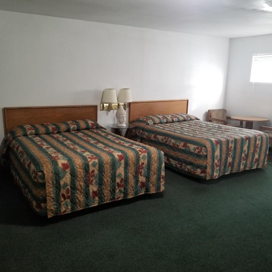 ג'ון דיי Budget 8 Motel מראה חיצוני תמונה
